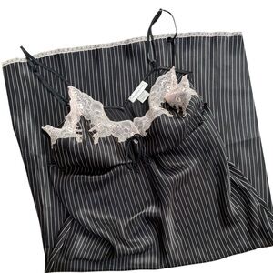 Jones New York Black & Cream Satin Chemise for Elegant Sleep